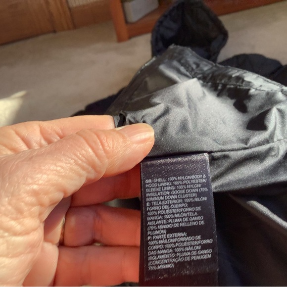 The North Face long down puffer coat. Black. Sz S - Picture 8 of 10